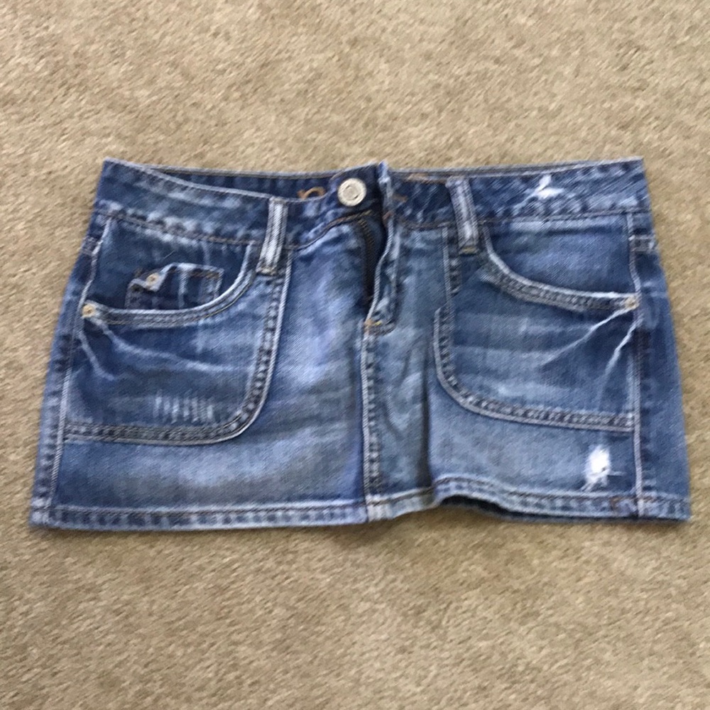 Mini jean skirt